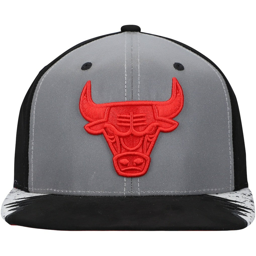 Chicago Bulls Day 5 Snapback Hat Silver/Gray - Mitchell & Ness