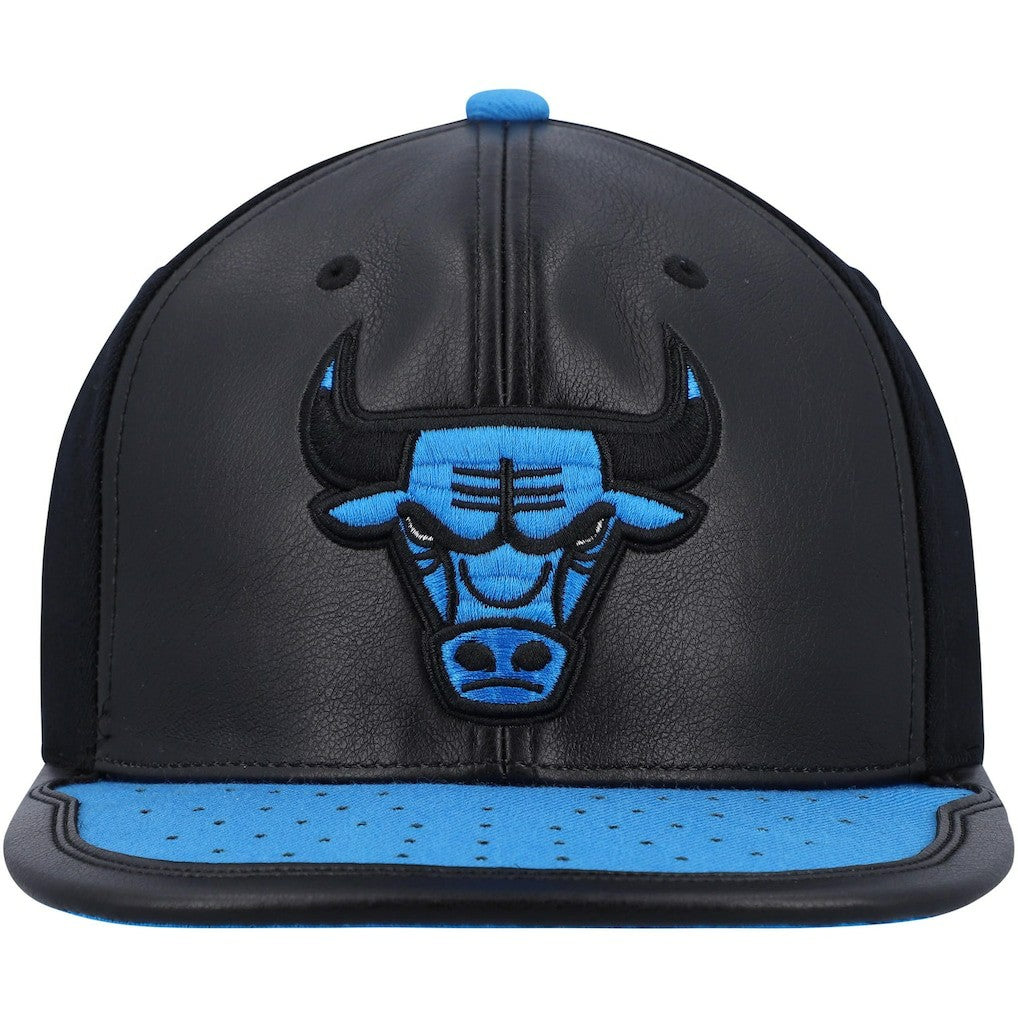 Chicago Bulls Day One Snapback Hat Black/Royal - Mitchell & Ness