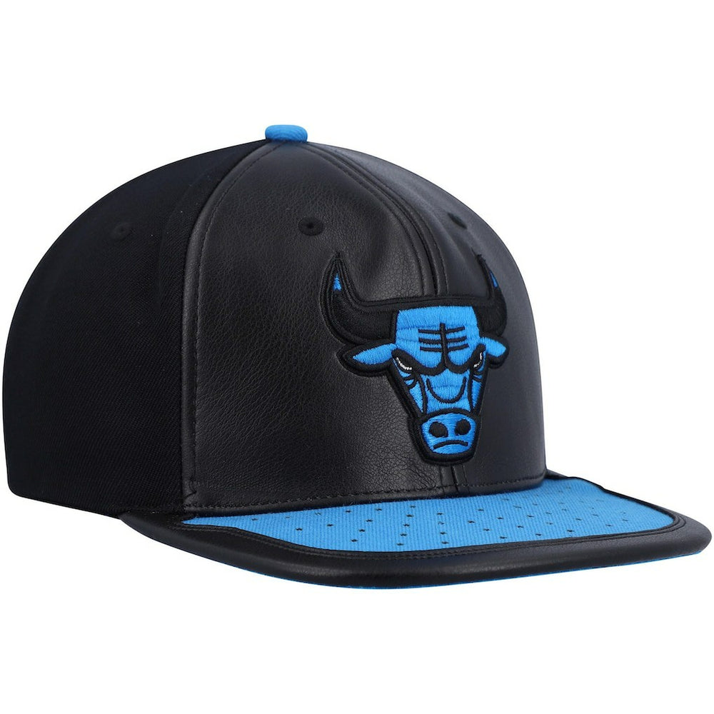 Chicago Bulls Day One Snapback Hat Black/Royal - Mitchell & Ness