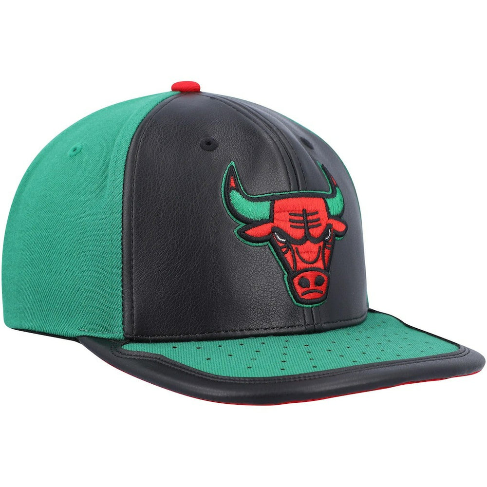 Chicago Bulls Day One Snapback Hat Black/Green - Mitchell & Ness
