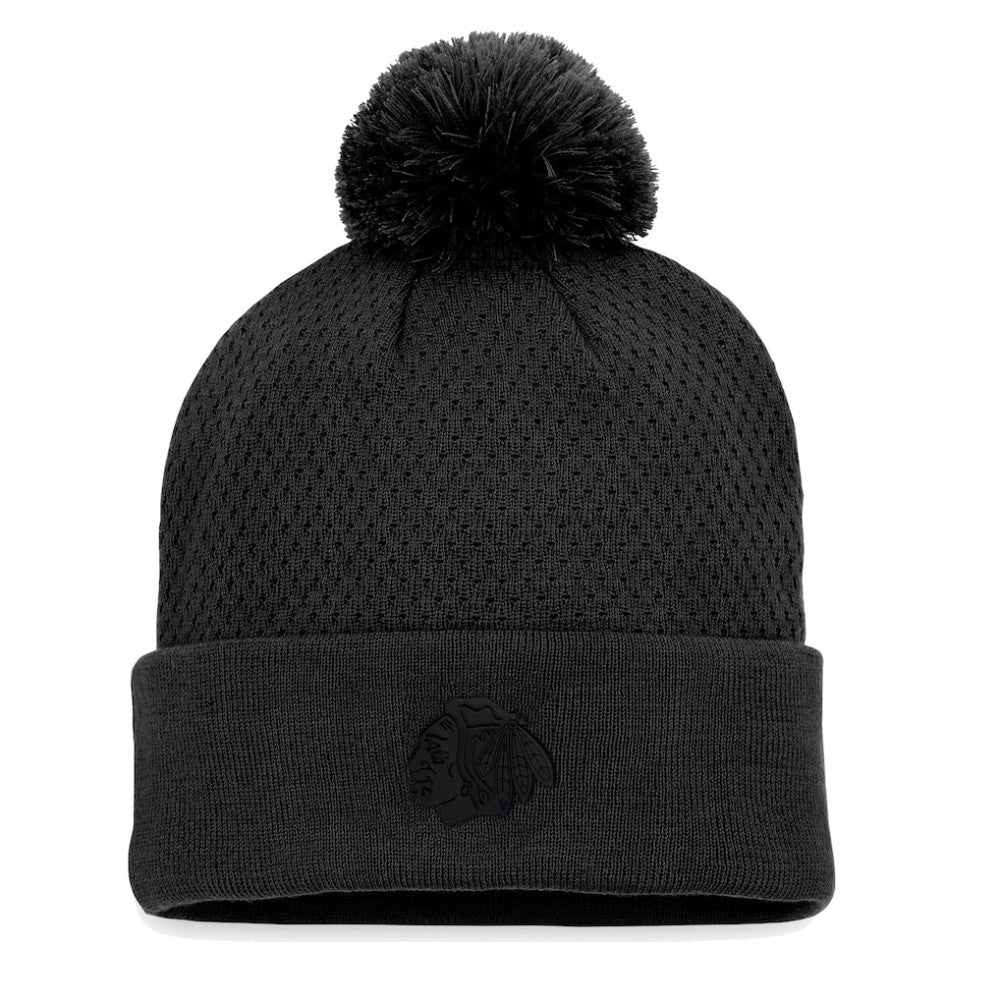 Chicago Blackhawks Fanatics Women's Authentic Pro Road Cuffed Knit Hat with Pom - Black | US 4465275