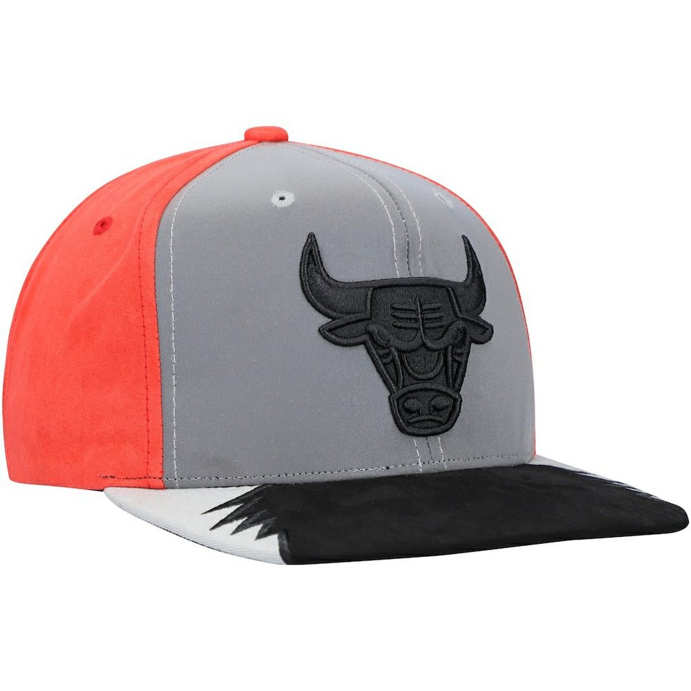 Chicago Bulls Day 5 Snapback Hat Gray/Red - Mitchell & Ness