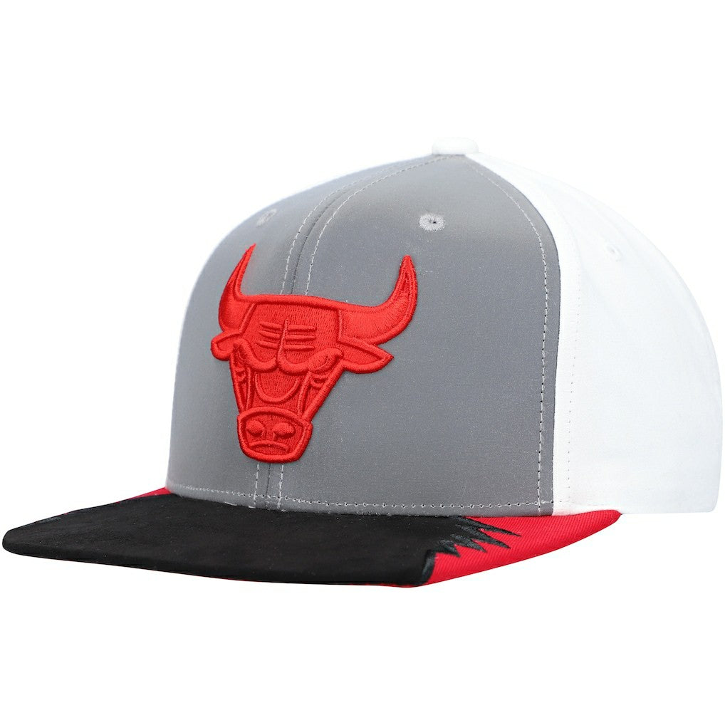 Chicago Bulls Day 5 Snapback Hat Gray/White - Mitchell & Ness