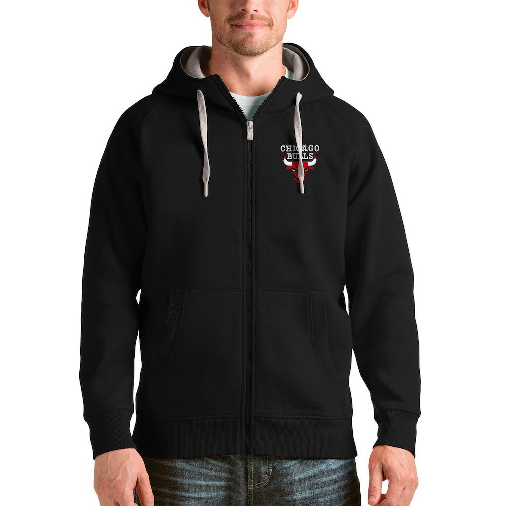 Chicago Bulls Antigua Logo Victory Full-Zip Hoodie Black