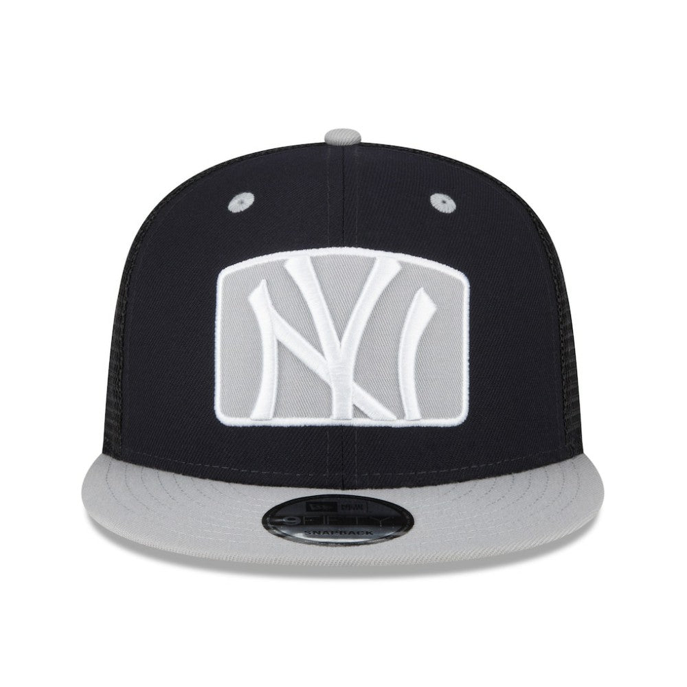 New York Yankees New Era Logo Zoom Trucker 9FIFTY Snapback Hat - Navy Hats