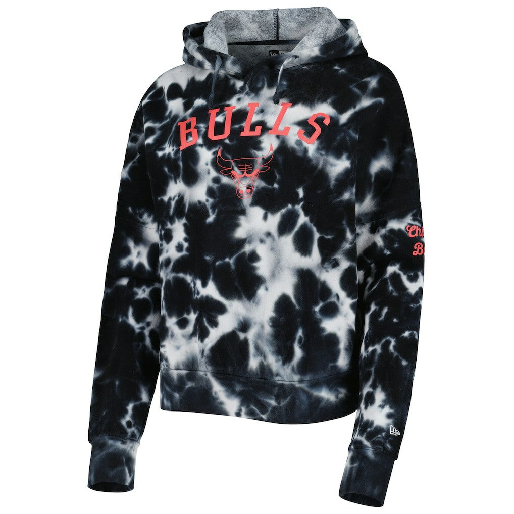 Chicago Bulls Women's Brushed Cotton Tie-Dye Pullover Hoodie Black - New Era