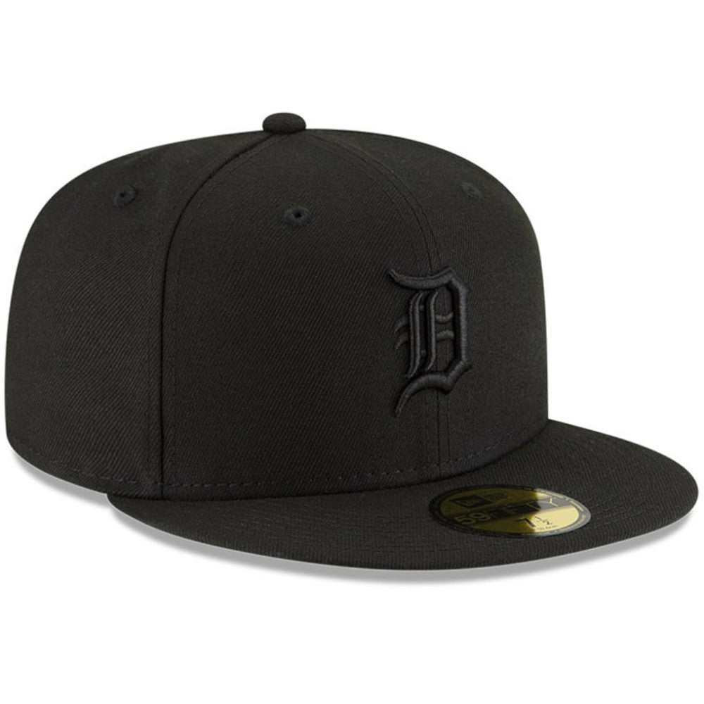 Detroit Tigers New Era Black on Black 59FIFTY Fitted Hat Hats