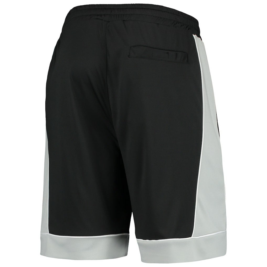Las Vegas Raiders Starter Fan Favorite Fashion Shorts - Black/Silver Shorts