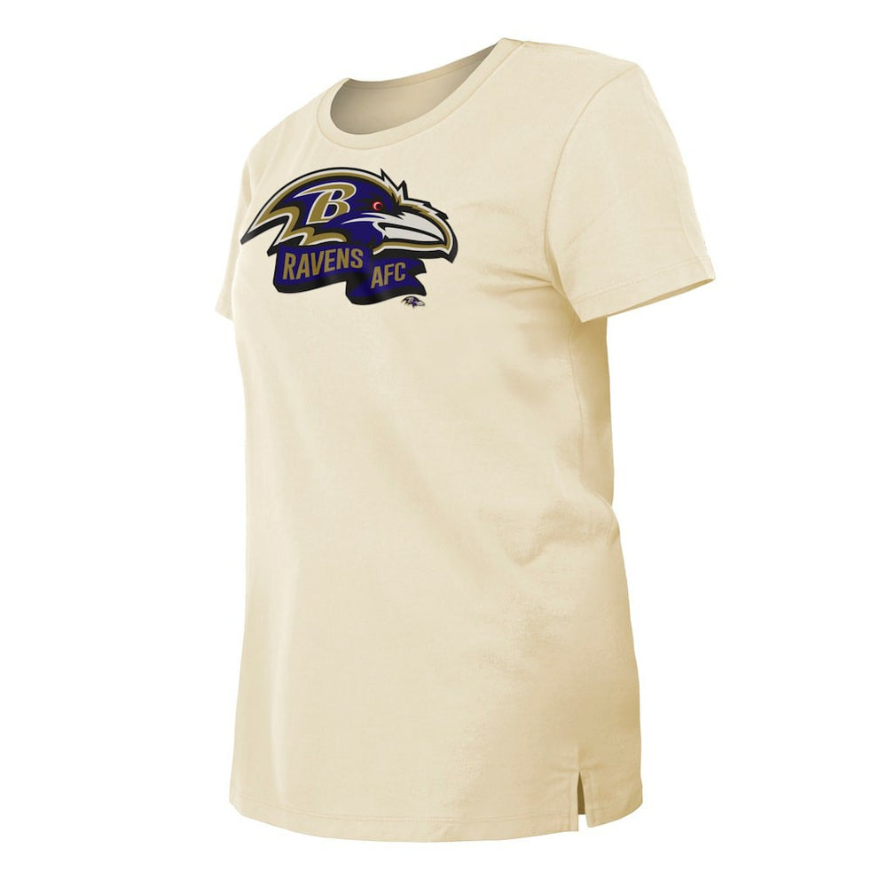Baltimore Ravens New Era Women's Chrome Sideline T-Shirt - Cream T-shirts