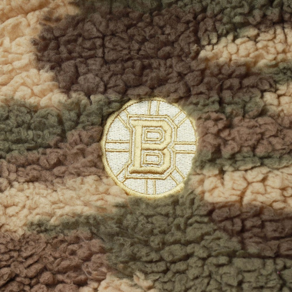 Boston Bruins G-III Sports by Carl Banks Women's Sherpa Quarter-Zip Jacket - Camo | US 4692598