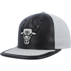 Chicago Bulls Day One Snapback Hat Black/Gray - Mitchell & Ness