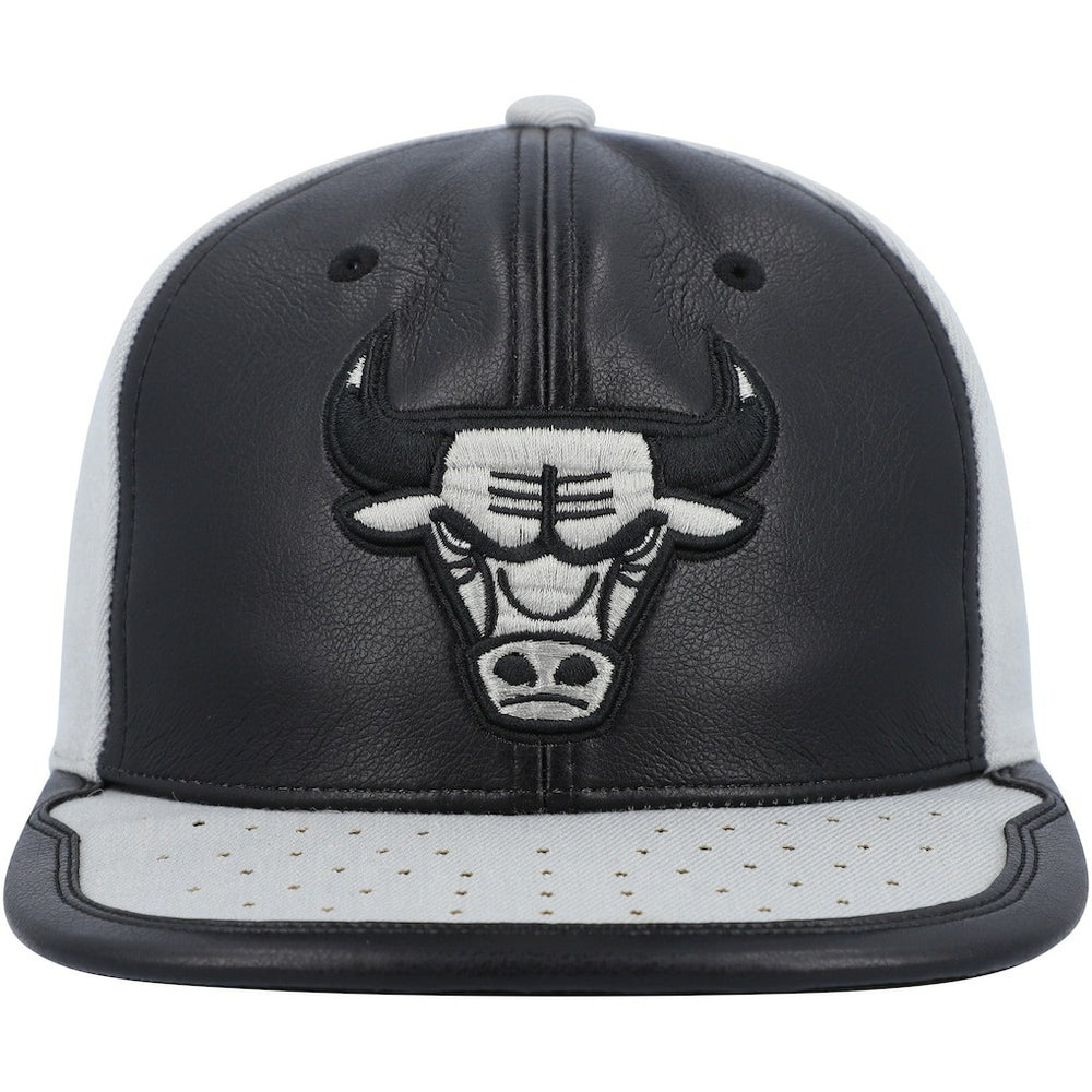 Chicago Bulls Day One Snapback Hat Black/Gray - Mitchell & Ness