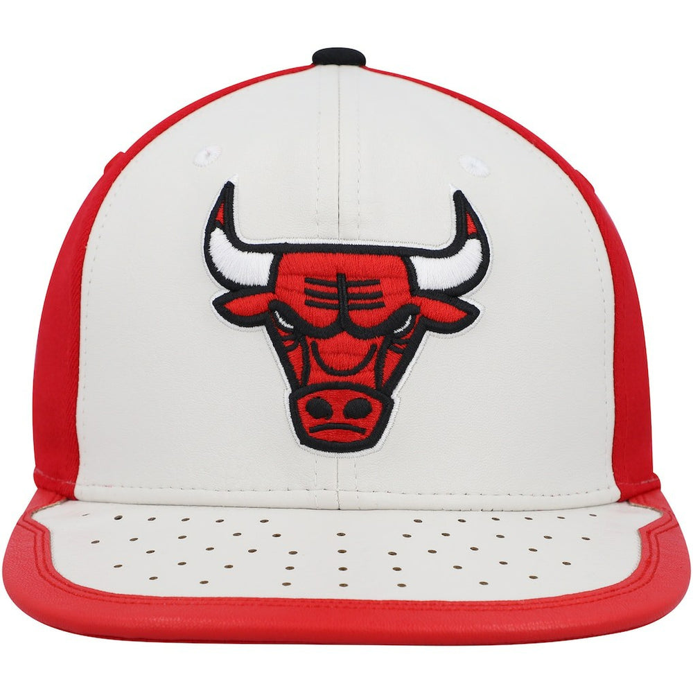 Chicago Bulls Day One Snapback Hat White/Red - Mitchell & Ness outlet
