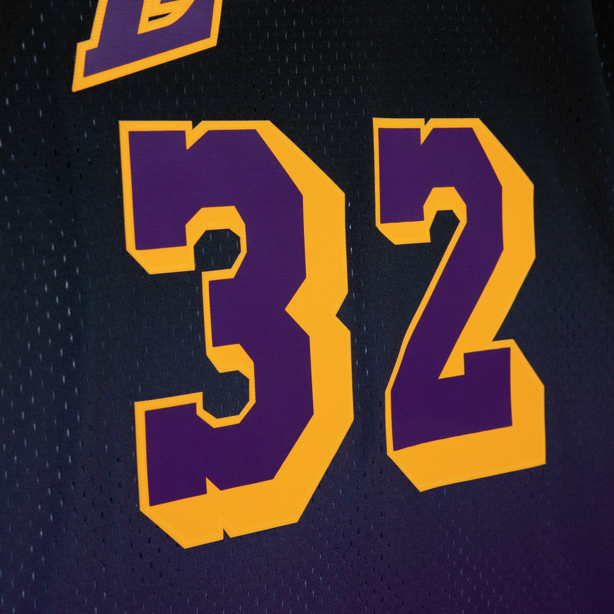 Magic Johnson Los Angeles Lakers 1984/85 Hardwood Classics Fadeaway Swingman Player Jersey Purple/Black - Mitchell & Ness