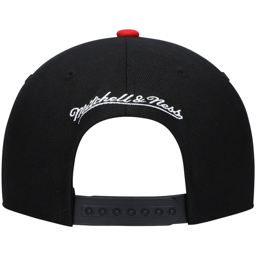 Philadelphia 76ers Hardwood Classics Low Big Face Snapback Hat Black/Red - Mitchell & Ness