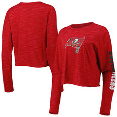 Tampa Bay Buccaneers New Era Women's Crop Long Sleeve T-Shirt - Red T-shirts
