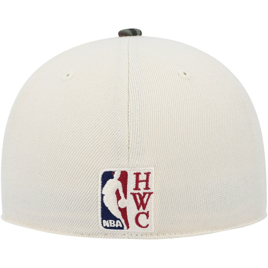 Philadelphia 76ers Hardwood Classics 1976 NBA All-Star Game Off White Camo Fitted Hat Cream/Camo - Mitchell & Ness
