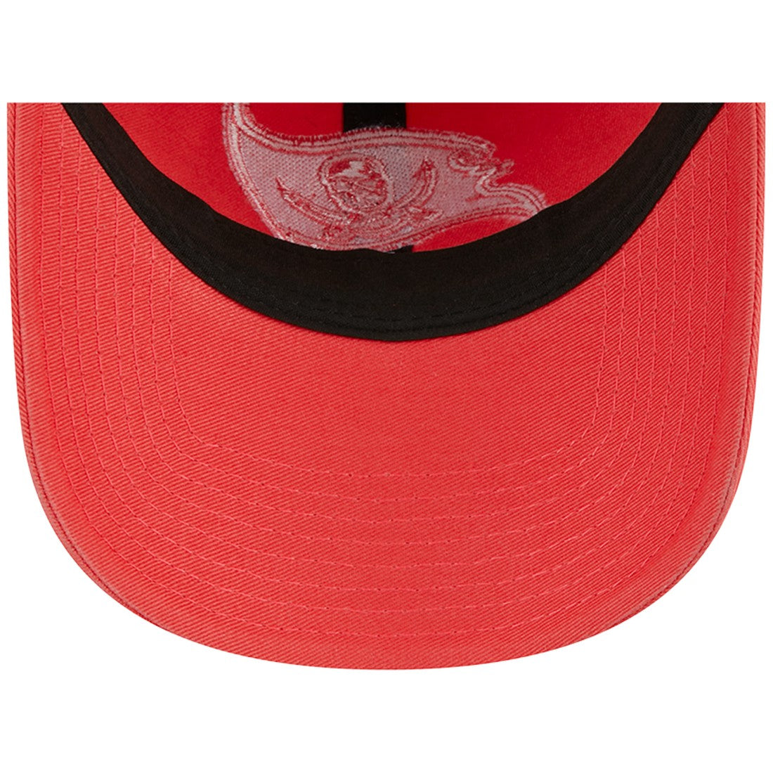 Tampa Bay Buccaneers New Era Core Classic 2.0 Brights 9TWENTY Adjustable Hat - Red Hats