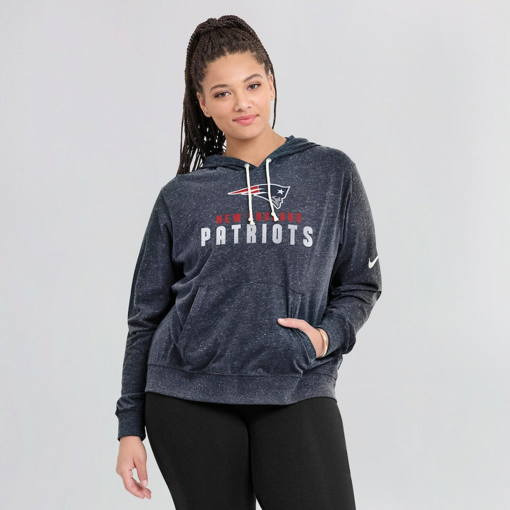 New England Patriots Women's Plus Size Gym Vintage Pullover Hoodie - Navy Hoodies