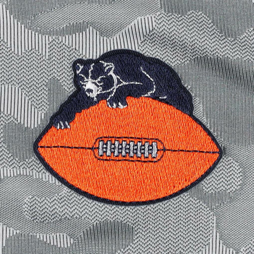 Chicago Bears Antigua Brigade Throwback Quarter-Zip Top - Gray Tops