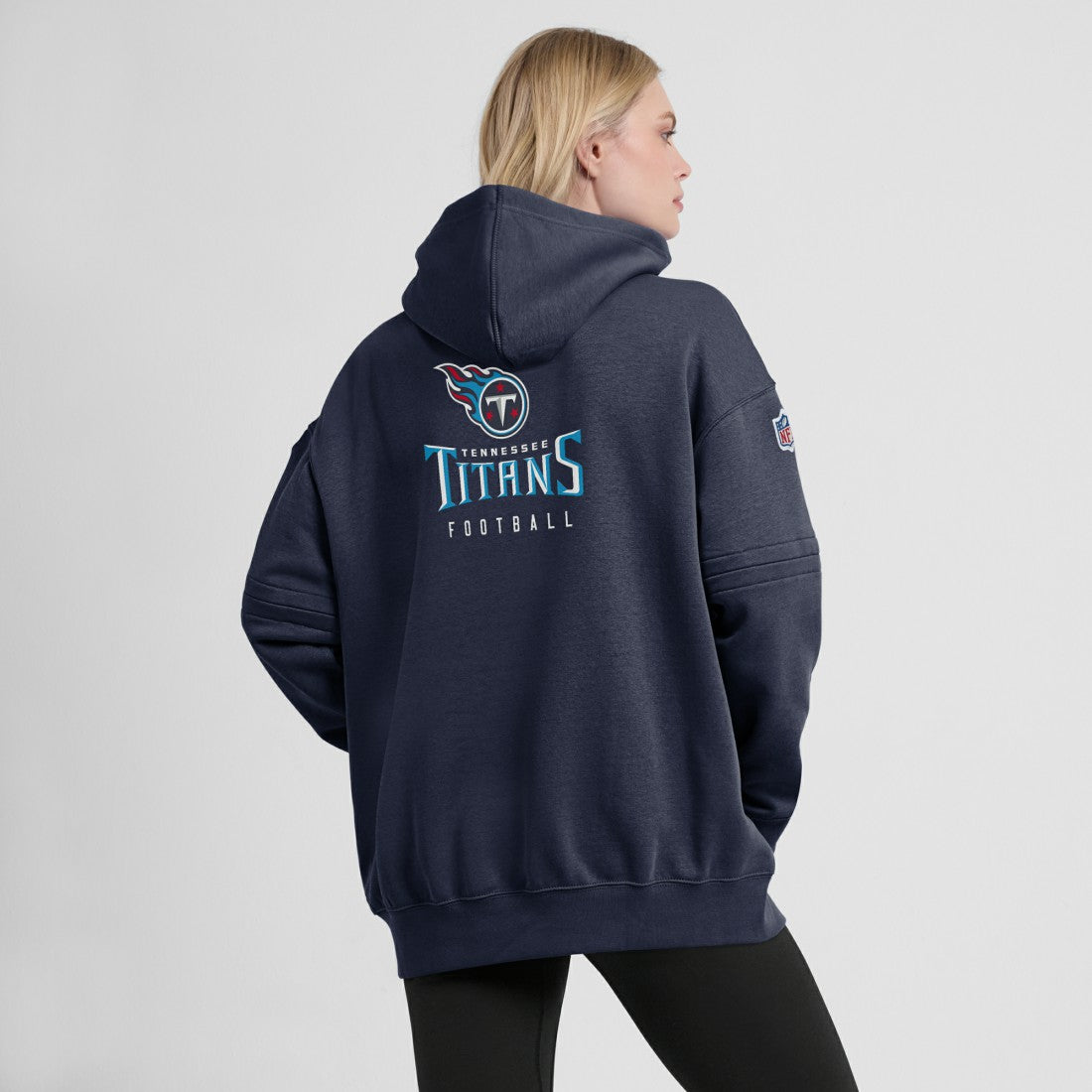 Tennessee Titans Women's 2023 Sideline Club Fleece Pullover Hoodie - Navy Hoodies