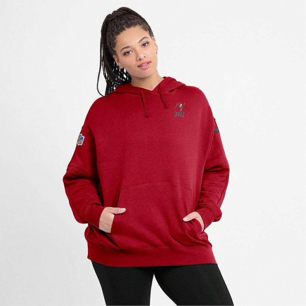 Tampa Bay Buccaneers Women's 2023 Sideline Club Fleece Pullover Hoodie - Red Hoodies