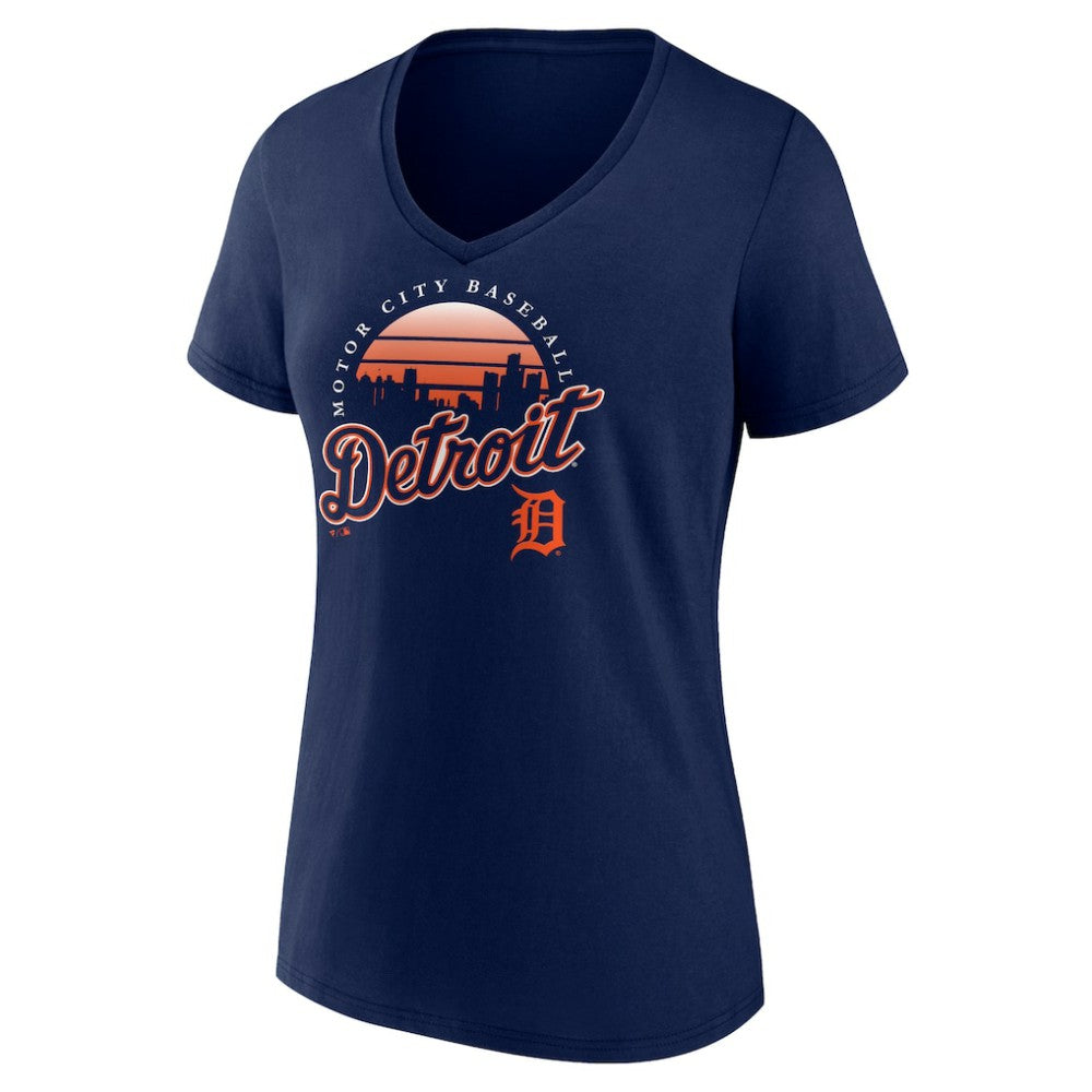 Detroit Tigers Women's One Champion V-Neck T-Shirt - Navy T-shirts