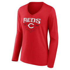 Cincinnati Reds Women's Live For It Long Sleeve Long Sleeve V-Neck T-Shirt - Red T-shirts