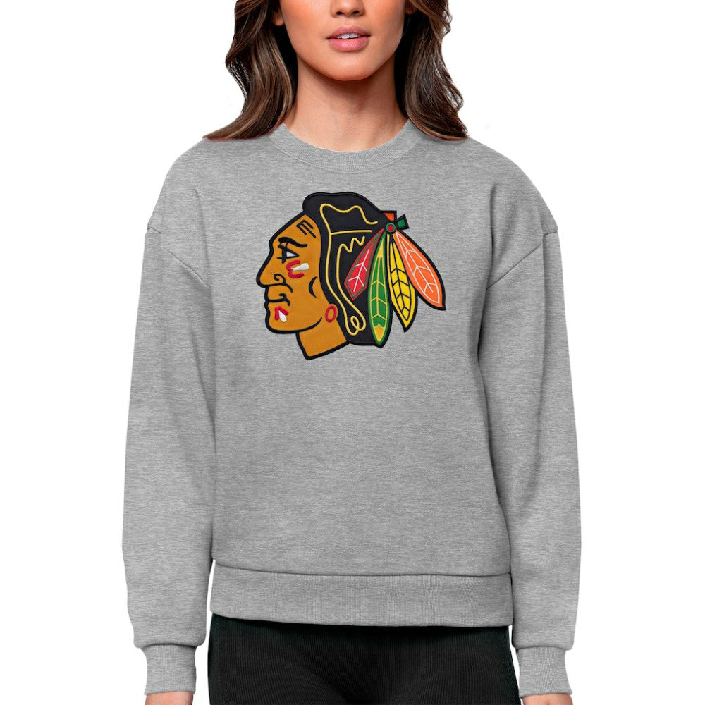 Chicago Blackhawks Antigua Women's Team Logo Victory Crewneck Pullover Sweatshirt - Heather Gray | US 5084214