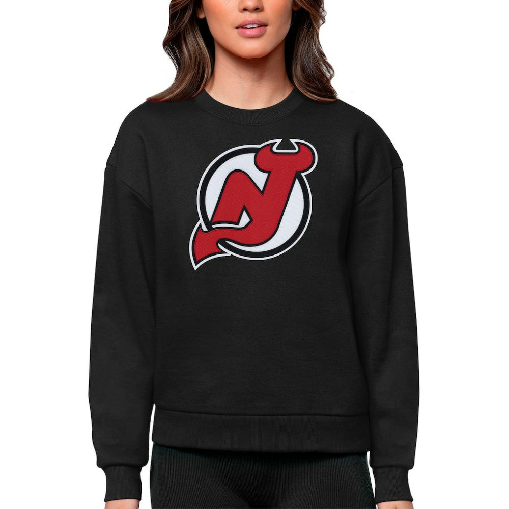 New Jersey Devils Antigua Women's Team Logo Victory Crewneck Pullover Sweatshirt - Black | US 5084263