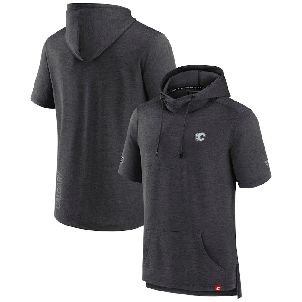 Calgary Flames Fanatics Authentic Pro Short Sleeve Pullover Hoodie - Heather Charcoal | US 5101485