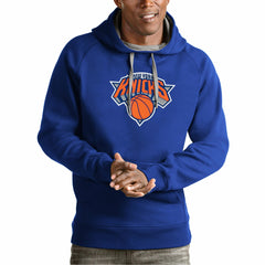 New York Knicks Antigua Team Logo Victory Pullover Hoodie Royal