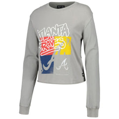 Atlanta Braves The Wild Collective Women's Cropped Long Sleeve T-Shirt - Gray T-shirts