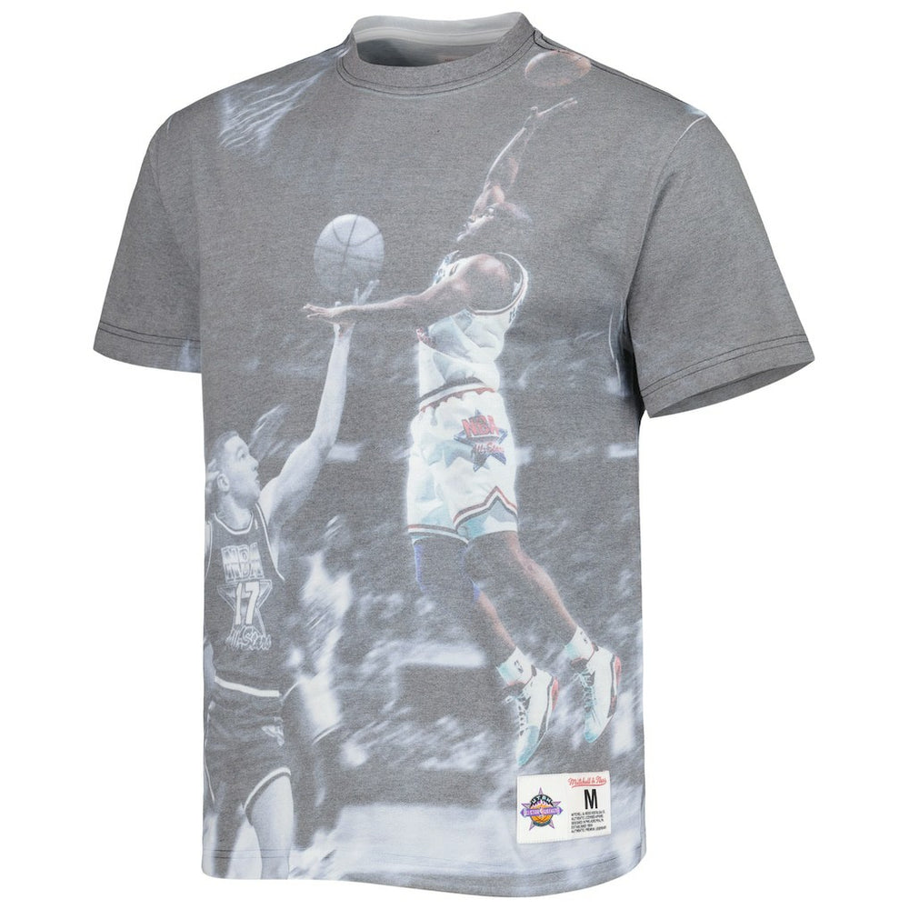 Golden State Warriors Above the Rim Graphic T-Shirt - Mitchell & Ness