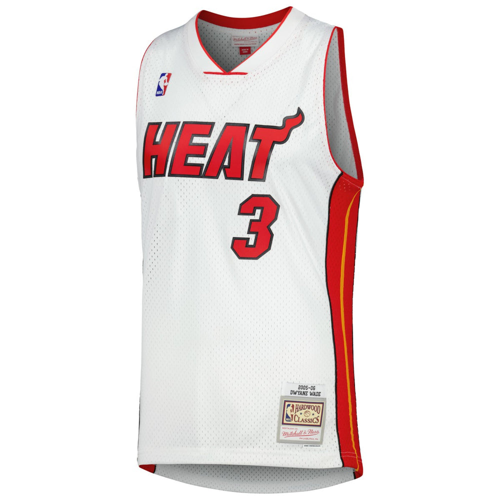 Dwyane Wade Miami Heat 2005/06 Hardwood Classics Swingman Jersey White - Mitchell & Ness