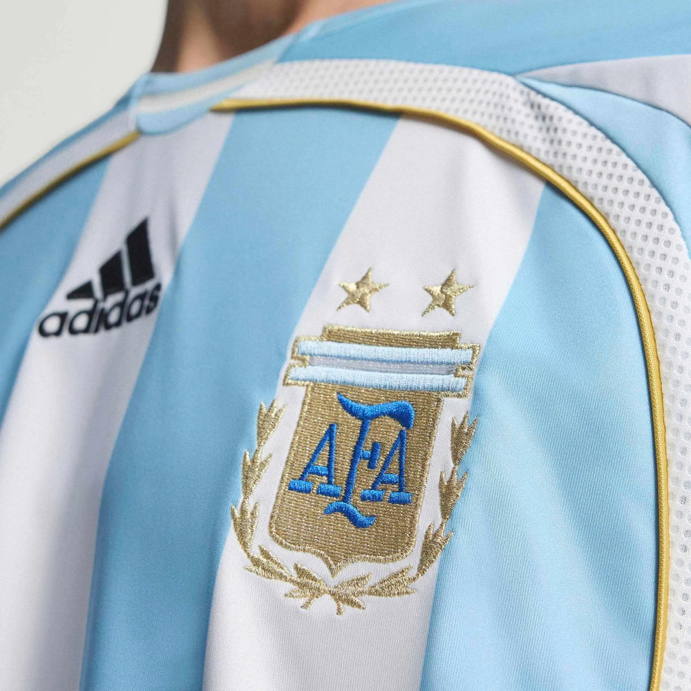 Adidas 2006 Argentina Men's Retro Stadium Home Soccer Jersey White / Clear Blue