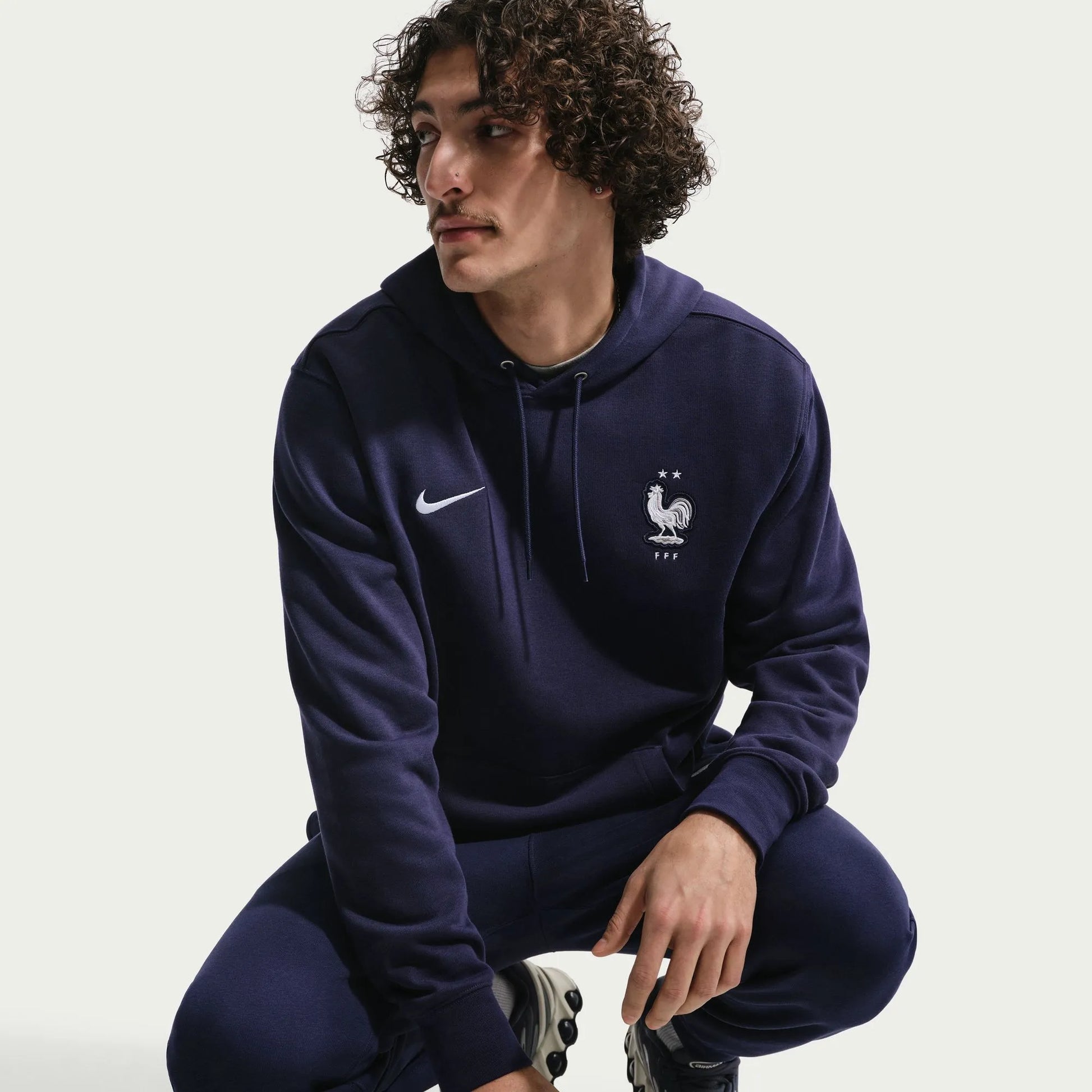 Nike 2026-27 France Men's Club French Terry Pullover Hoodie Blackened Blue/White